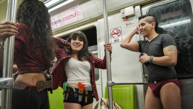 En arrimones el fotos metro En arrimones el fotos metro