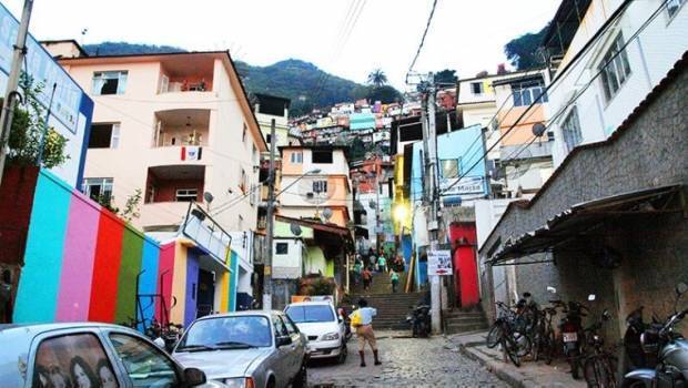 Resultado de imagen para Turista británica baleada al entrar por error en favela brasileña