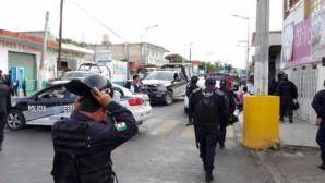 Alrededor de 300 elementos de seguridad &nbsp;comenzaron un operativo para detener a los pobladores responsables del linchamiento de 2 j&oacute;venes del DF.