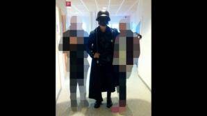 El joven, de 21 a&ntilde;os y cuya identidad no se ha dado a conocer, era simpatizante de la ultra derecha y compart&iacute;a videos de Hitler en su canal de Youtube.