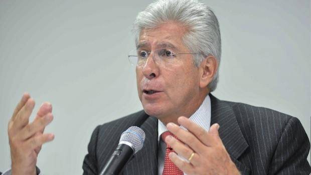 Incompatible e imposible aeropuerto propuesto por AMLO y Morena; Ruiz Esparza Morena no presentó los estudios necesarios para sustentar su proyecto informó el secretario de Comunicaciones y Transportes Gerardo Ruiz Esparza