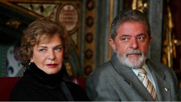 ARGENTINA: La emotiva despedida de Lula a su esposa