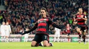 Chicharito consiguió doblete para las Aspirinas