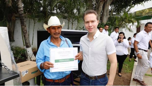 Inauguran Manuel Velasco y José Narro nuevo hospital en Chiapas