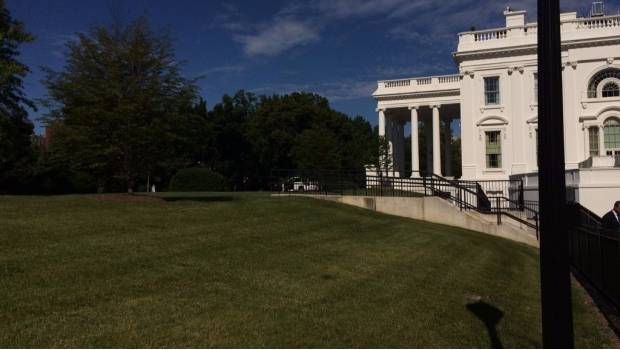 Cierra accesos de la Casa Blanca por intruso