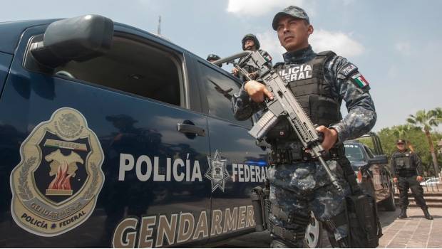 Tres delincuentes roban pertenencias a 30 oficiales de la Gendarmería Tres delincuentes roban pertenencias a 30 oficiales de la Gendarmería