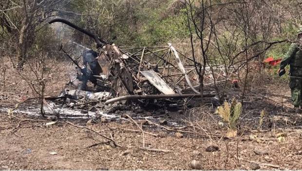 Helicóptero se desploma en Amazcuac; muere el piloto
