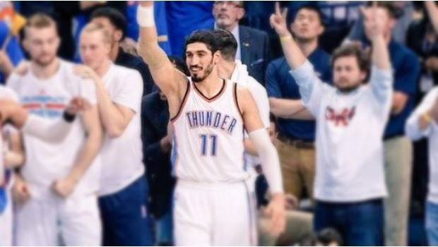 Ordenan captura de astro de NBA Kanter acusado de terrorismo — Turquía