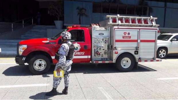 MÉXICO: Desalojan hotel en Veracruz por amenaza de bomba MÉXICO: Desalojan hotel en Veracruz por amenaza de bomba