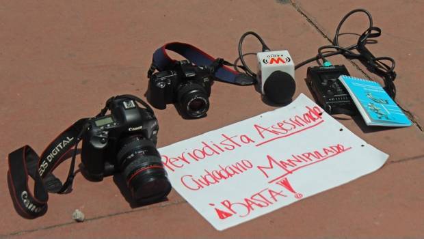 Ofrece PGR hasta 1.5 mdp por homicidas de seis periodistas