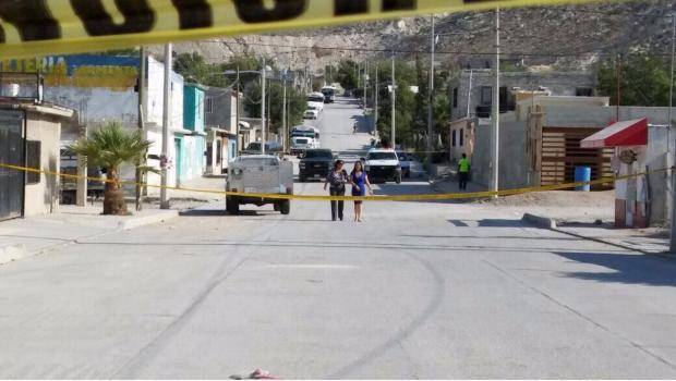 Murieron dos tras volcadura en carretera Chihuahua-Juárez