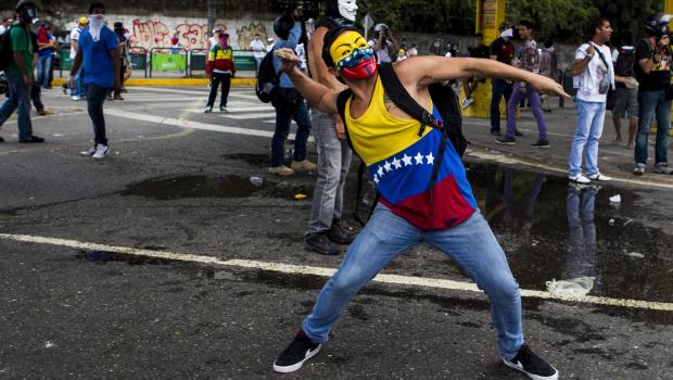 Urge concertación entre gobierno y oposición en Venezuela: ONU