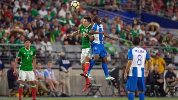 El partido ante Honduras estuvo plagado faltas 