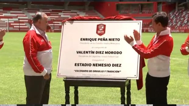 El presidente de la rep&uacute;blica fue el encargado de develar la placa conmemorativa de la reinauguraci&oacute;n del m&iacute;tico estadio de los Diablos.
&nbsp;