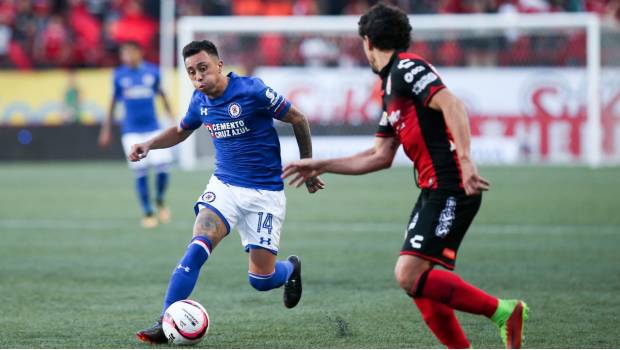 Martín Roríguez en su debut en Liga MX.