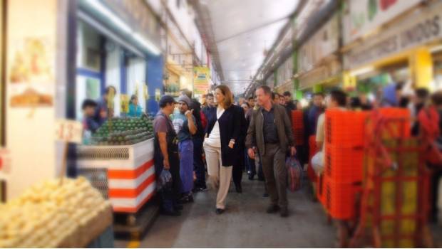 Margarita Zavala en la Central de Abasto