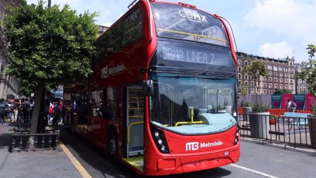 Las unidades miden 12.93 metros de largo; 2.55 metros de ancho; y 4.14 metros de alto, 28 cent&iacute;metros menos que el Routemaster que recorre las calles de Londres.