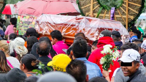 Entierro de "El Ojos". Cargos en dlegación Tláhuac.