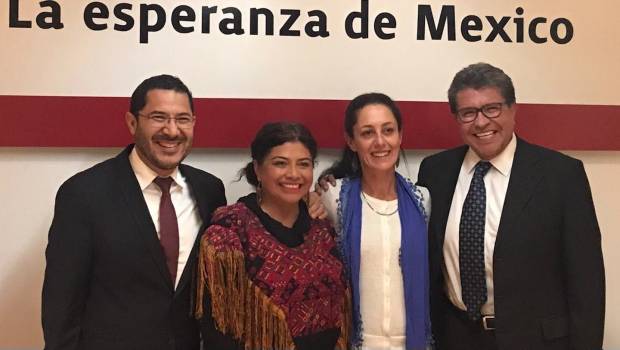 (De izq a der) Marti Batres, Clara Brugada, Claudia Sheinbaum, Ricardo Monreal.