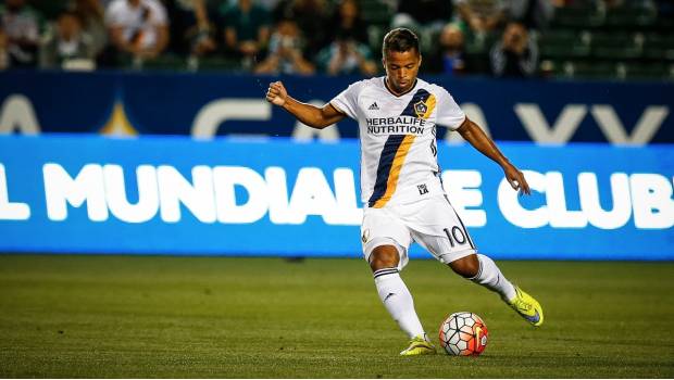 Dos Santos con el Galaxy.