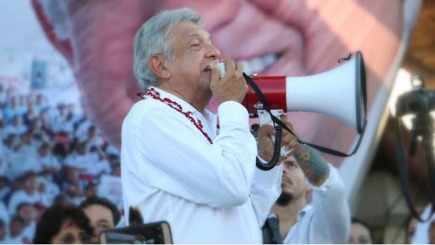 Andrés Manuel López Obrador, dirigente nacional de Morena