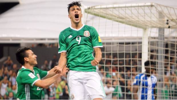 Jiménez clava gol ante Honduras.