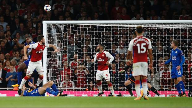 Oliver Giroud marcó el gol del triunfo para el Arsenal 