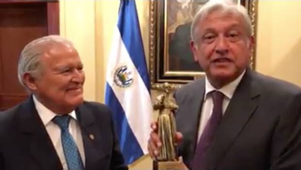 Andrés Manuel López Obrador con Salvador Sánchez. Encuentro.