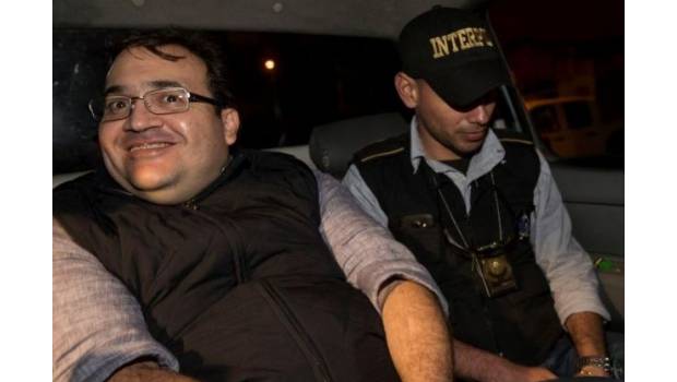 No queda más que esperar el capítulo siguiente de esta telenovela llamada Javier Duarte maltratado por la PGR y la justicia mexicana…