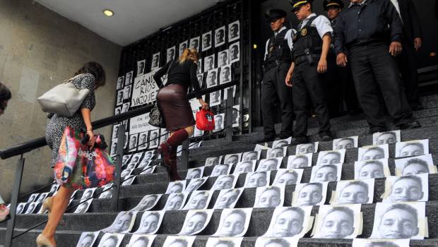 Protesta por asesinato de Cándido Ríos. Hermetismo en investigación.