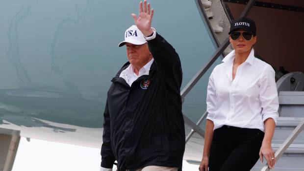 Donald Trump y Melania . Llegada a Texas.