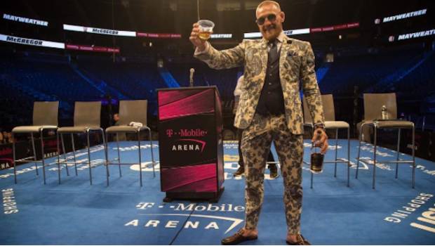 McGregor elevó un brindis por sus fans 