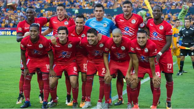 Lobos juega su primer torneo en la Primera División 