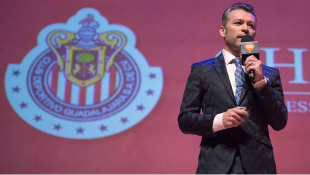 José Luis Higuera se encuentra en Europa aprendiendo de grandes equipos 