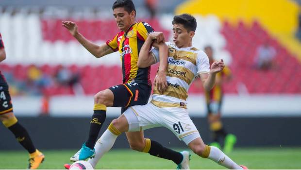 Los Dorados habían ganado el encuentro ante los universitarios 