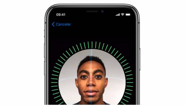 Sistema FaceID de Apple en un iPhone X.