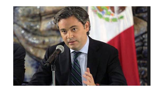 ¿Qué llevó a El Universal a imponer a Aurelio Nuño como el candidato del PRI a la CDMX?