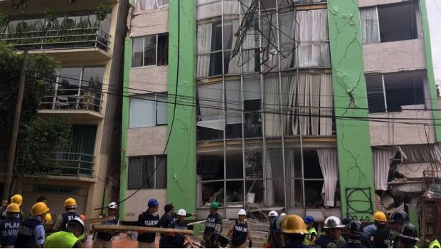 Edificio 241 de la calle Enrique Rébsamen en la colonia Narvarte Poniente