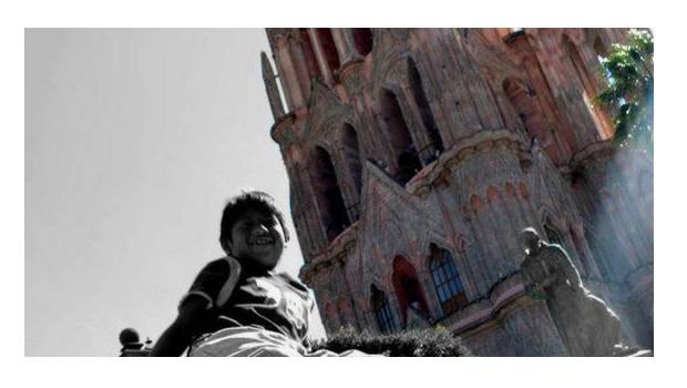 Miguel Rico Soltero es un fotógrafo que recorre el país encontrando los mejores barrios