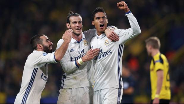  Raphael Varane celebra anotación.