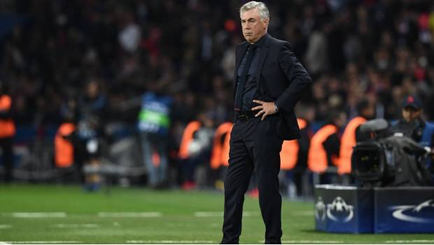 Ancelotti en el banco del Múnich.