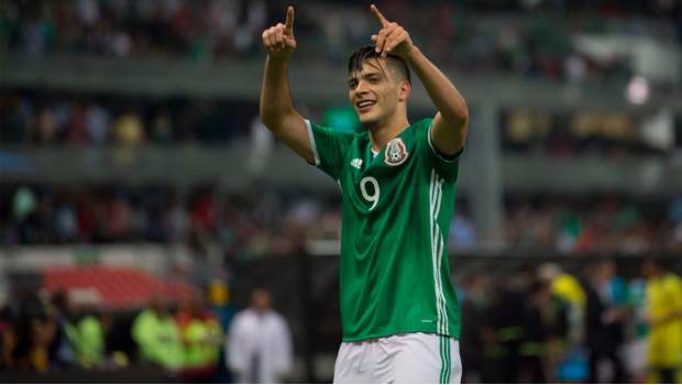 Jiménez celebra tanto en el Azteca.