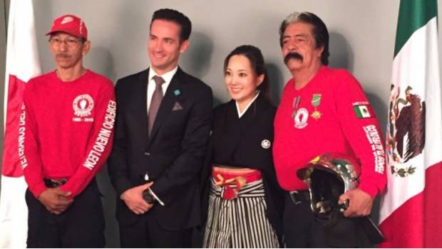 Pueblo de Japón reconoce el heroísmo mexicano ante el sismo. Noticias en tiempo real