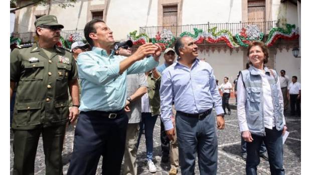 Revisan EPN y Astudillo Flores daños en el municipio Taxco de Alarcón. Noticias en tiempo real