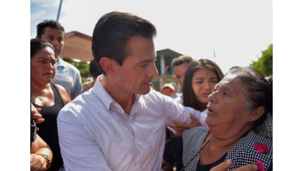 El presidente Peña Nieto dio la instrucción a los miembros de su gabinete de no descuidar la atención de las zonas devastas de Oaxaca y Chiapas