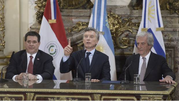 OFICIAL: Uruguay, Argentina y Paraguay presentan candidatura conjunta para Mundial 2030. Noticias en tiempo real