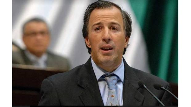 Meade anunció que el gobierno federal dispondrá de seis mil millones de pesos para financiar la reconstrucción y reparación de escuelas, casas y edificios en la ciudad de México.