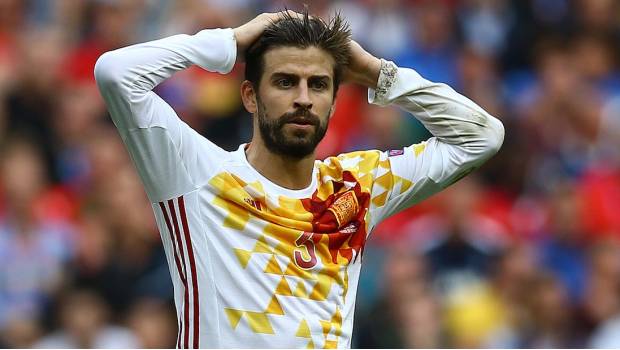 Hay expectativa por ver cómo Piqué es recibido por la afición española