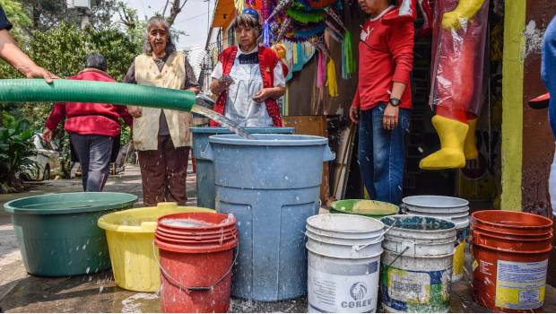 En Iztapalapa, 140 colonias permanecen sin agua tras sismos. Noticias en tiempo real