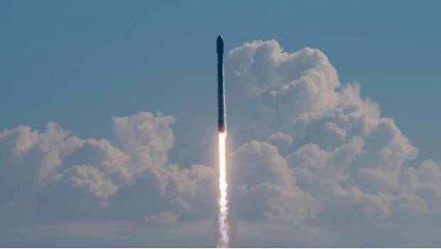 Lanzamiento de un cohete Falcon 9, de SpaceX.